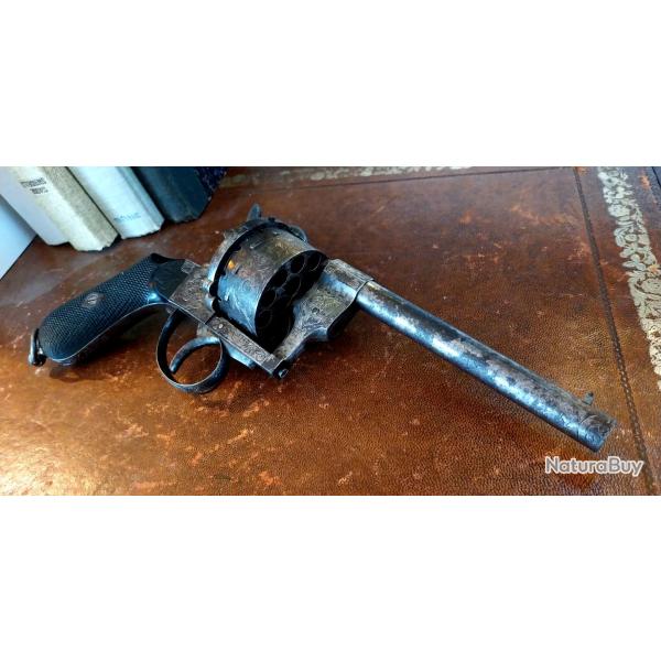 Revolver 12 coups, type Chaineux, sign�  Dumont