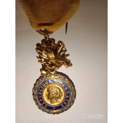 MEDAILLE METAL EMAILLEE Republique Francaise Valeur Et Discipline 1870