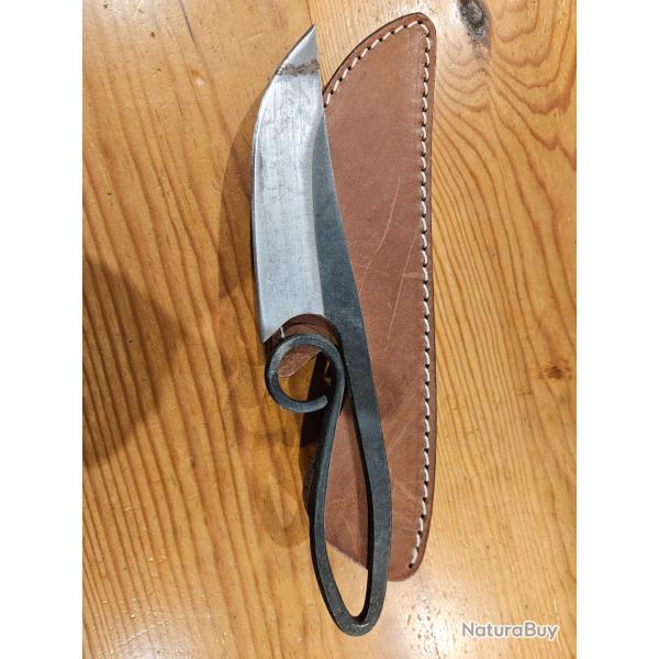 Couteau brut de forge