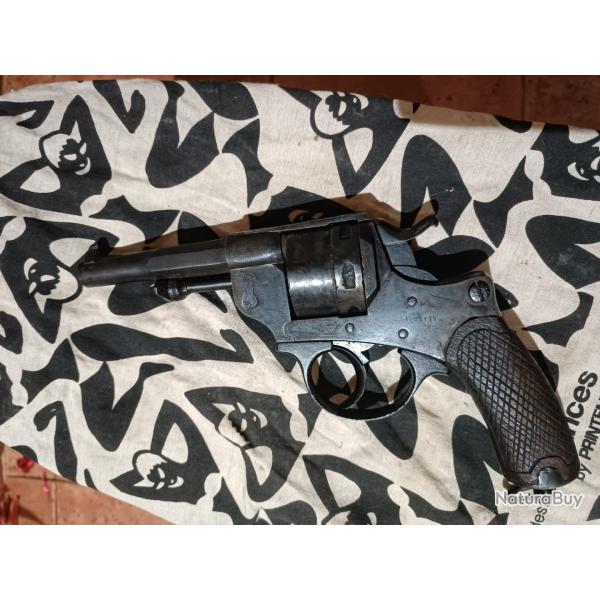 Revolver ancien militaire mle 1873 chamelot delvigne de marine parfait etat de tir
