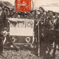 CPA - LARMEE FRANCAISE Nos Alpins - Le Drapeau des Chasseurs -N&deg;7568