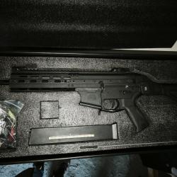 UTR 45 AEG (repro UMP 45)