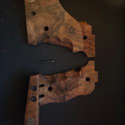 Poign&eacute;e anatomique Moroni pour pistolet Beretta 89 en mode 22 LR pour gaucher