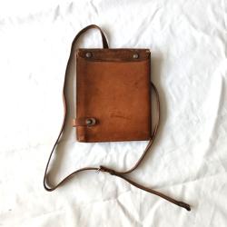 Equipement - FR216020a Porte cartes du commerce