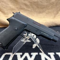 Pistolet SIG P220 (P75) Arm&eacute;e Suisse 1ere g&eacute;n&eacute;ration