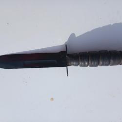 Vend couteaux de combat camillus