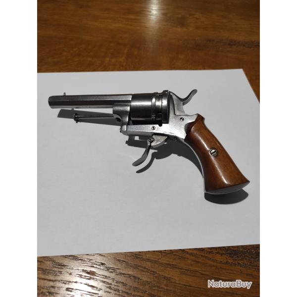 Revolver 7 mm � broche comme neuf