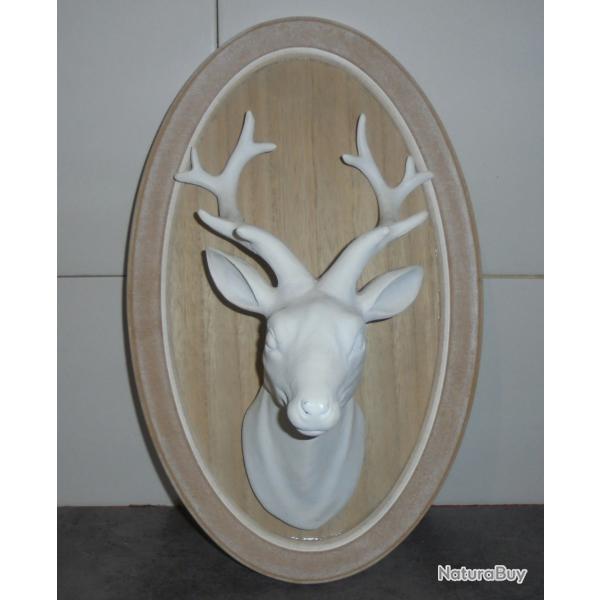 DECORATION MURALE CADRE MEDAILLON CERF BLANC en RELIEF Troph�e De Chasse Sculpture Massacre