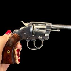 MAGNIFIQUE COLT NEW POLICE cal. 32sw