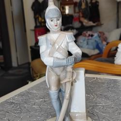 figurine decoration ou collection soldat ? tres bon etat