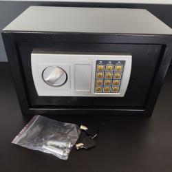 coffre fort 8.5 L double securit&eacute; code + cl&eacute; neuf