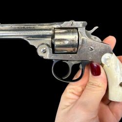 HARRINGTON RICHARDSON 1er SECOND MOD&Egrave;LE 3eme VARIATION cal. 22LR