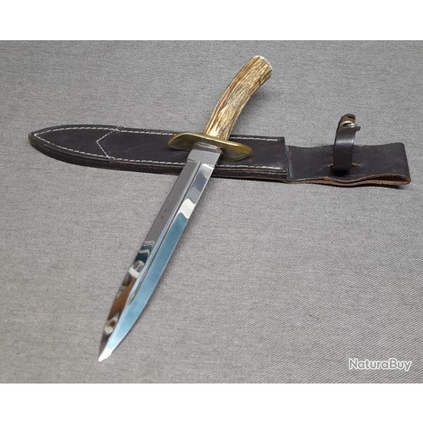 Dague de chasse double tranchant bois de cerf