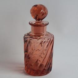 BACCARAT Flacon cristal rose Bambou torsad&eacute;