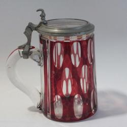 Chope &agrave; bi&egrave;re verre rubis Boh&egrave;me