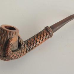 Pipe bois sculpt&eacute; patte de dragon