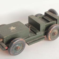 Ancien jouet bois voiture Jeep am&eacute;ricaine WWII