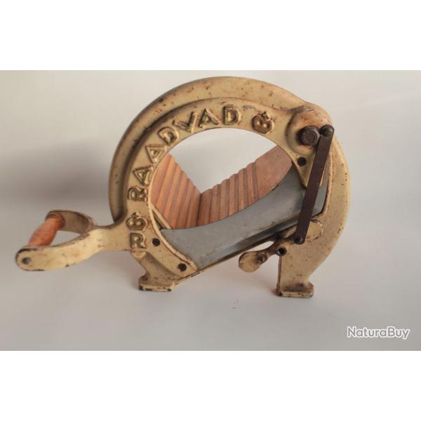 Trancheuse � pain de restaurant fonte Raadvad Danemark