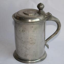 Ancien Pichet &eacute;tain Carolus XII Roi de Su&egrave;de Art populaire