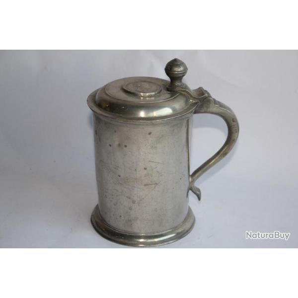 Ancien Pichet �tain Carolus XII Roi de Su�de Art populaire