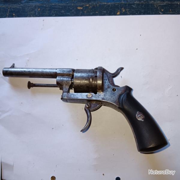 Revolver � broche type Lefaucheux 7mm