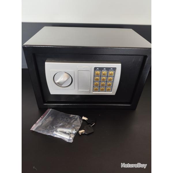 coffre fort 8.5 L double securit� code + cl� neuf 2104