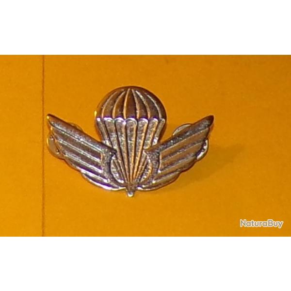 BREVET DE PARACHUTISTE DE L'ARMEE TUNISIENNE  , FABRICANT SANS ,  HOMOLOGATION SANS , BON ETAT VOIR