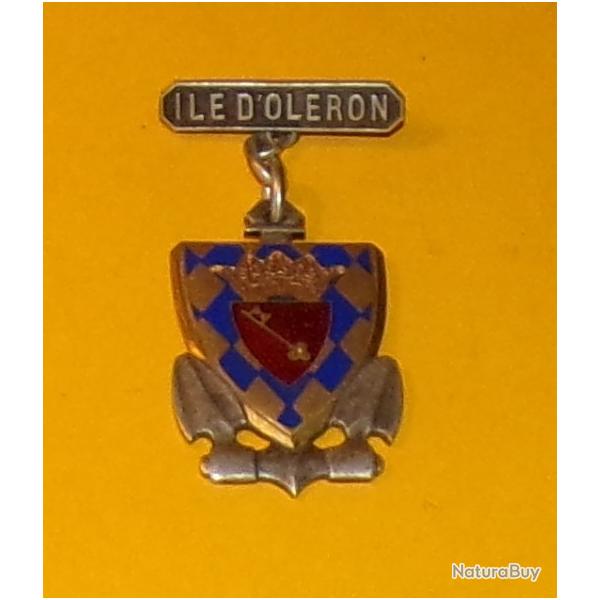 ILE d'OLERON, Transport, (12/Pl. 32) dos grenu avec barrette , ancre soutenant un �cu en damier, cha