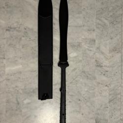 &Eacute;pieux lance machette combat united cutlery