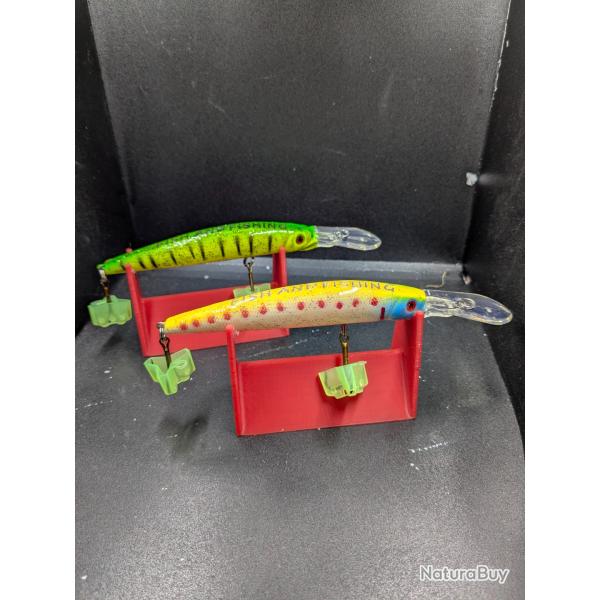 Lot 416 /Stickbaits,FISH AND FISHING/ 14.5cm,15,5 grs(1UV)+Protection triple offert/Hame�ons VMC.