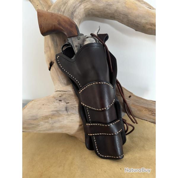 Holster en cuir pour revolvers de type Colt SAA 1873 ou r�plique 7''1/2. Droitier N�07