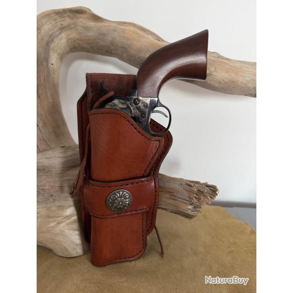 Holster en cuir pour revolvers de type Colt SAA 1873 ou r�plique 5''1/2. Gaucher N�15