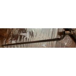 Ba&iuml;onnette &agrave; douille mod&egrave;le 1847 lame triangulaire France