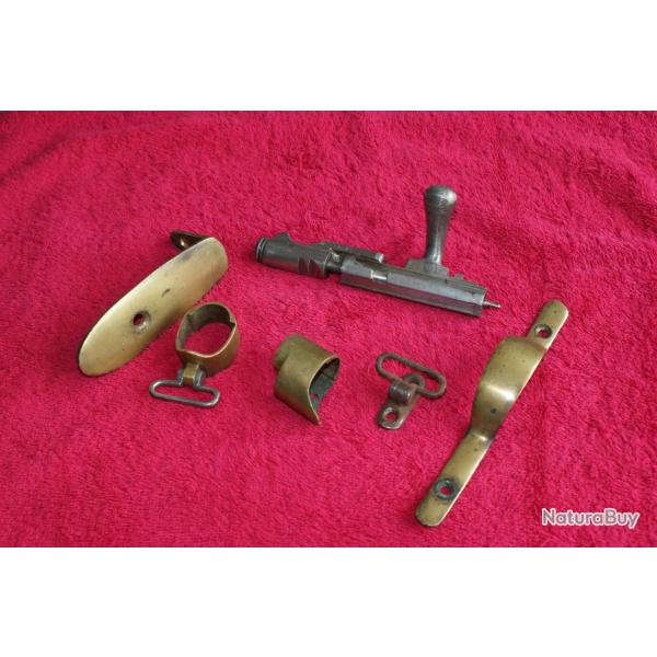 Pi�ces pour mousqueton chassepot / Gras. (Pontet, grenadi�re, capucine, plaque de couche et culasse)