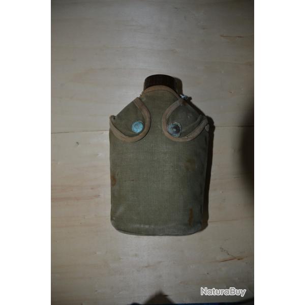 Gourde r�glementaire Fran�aise