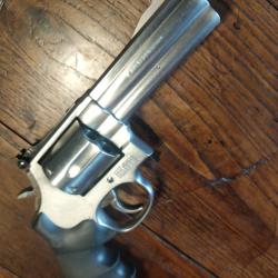 Smith et Wesson 686-4