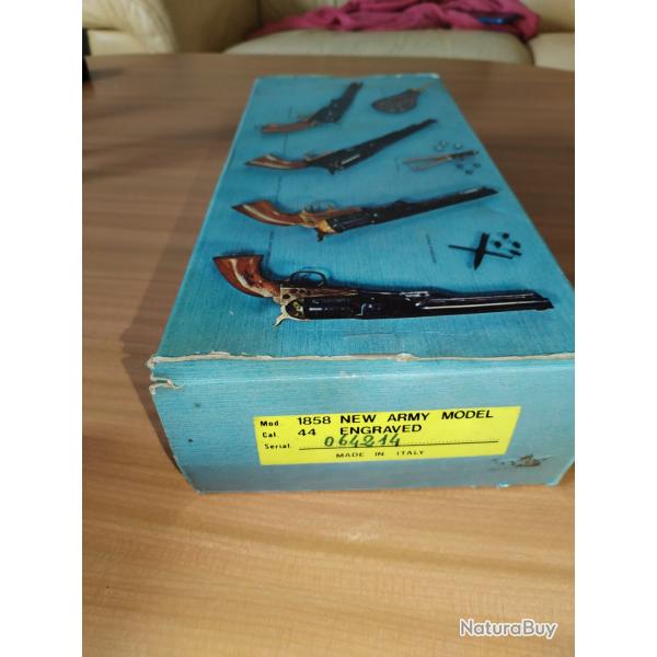 Vend remington 1858 new army model engraved 1977