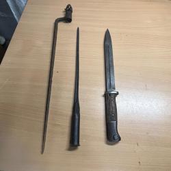 Lot de 3 anciennes ba&iuml;onnettes ww1 ww2