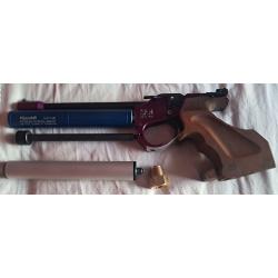 Pistolet de match SAM M5 cal. 4.5mm diabolo optimis&eacute;, pour droitier &agrave; air pr&eacute;comprim&eacute; PCP + mallette