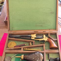 Remington 1858 TEXAS marque COLTMAN Fllipietta CAL 44 code AS ann&eacute;e 1987 crosse en Noyer