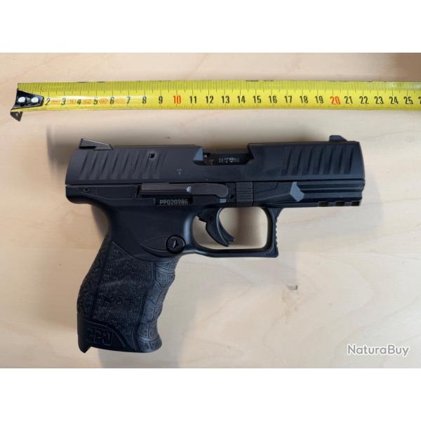 Pistolet WALTHER PPQ 22LR avec 2 chargeurs (tr�s peu servi)