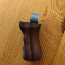 Poign&eacute;e STEN MK IV