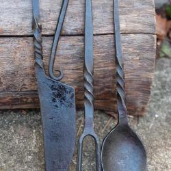 Set de Couverts Viking M&eacute;di&eacute;vaux Cuill&egrave;re + Fourchette + Couteau Manches Acier Forg&eacute;s 001