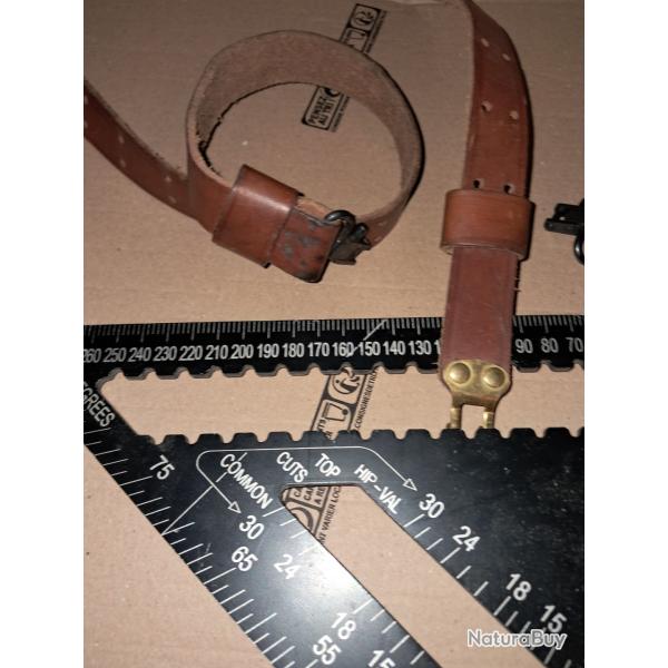 Bretelle cuir avec attaches