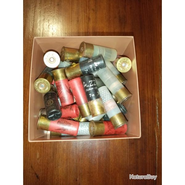 Vds lot de 1,6 kg  cartouches cal 12 en vrac