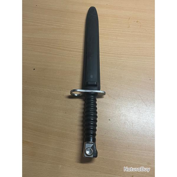 ba�onnette militaire suisse