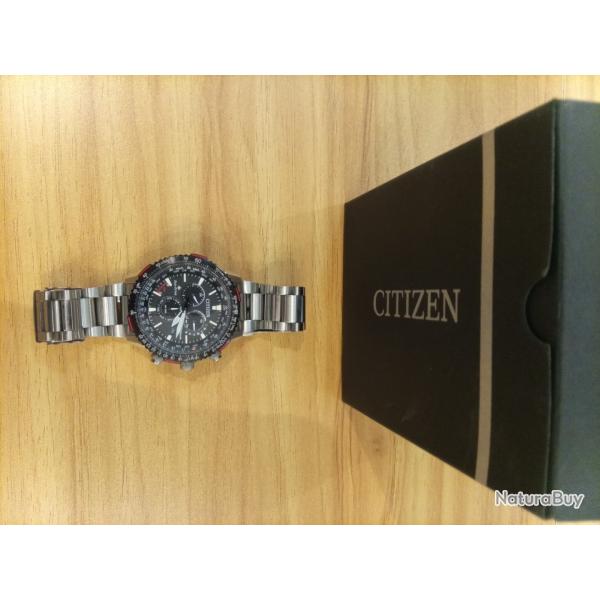 Montre radio pilot�e CITIZEN