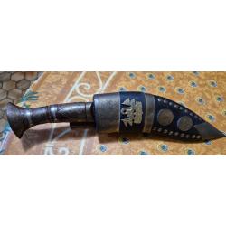 DAGUE NEPAL KHUKURI pensez &agrave; la f&ecirc;te des p&egrave;res