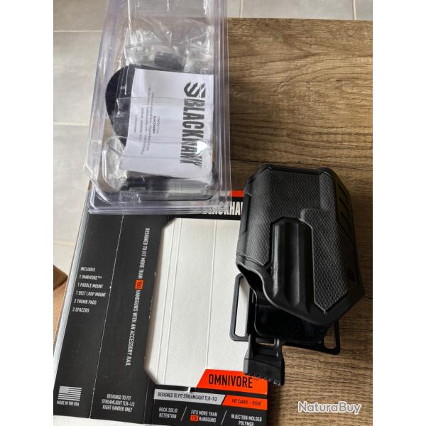 Holster Blackhawk T-Series L2CLB Glock 17/19 avec lampe