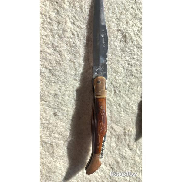 2 couteaux Laguiole �tui